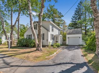 32 Chamberlain Ave, Brunswick, ME 04011