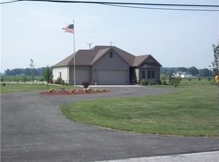 5120 Brown Rd, Oregon, OH 43616