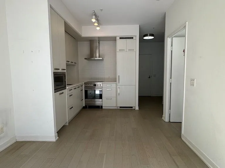 455 Front St E #N414 — Photo 8
