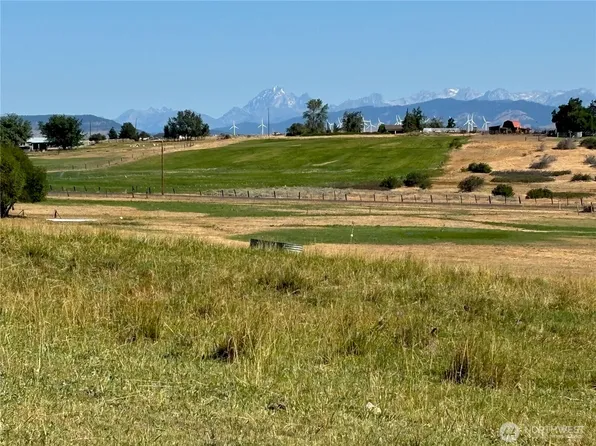 640 Majestic Heights Drive, Ellensburg, WA 98926