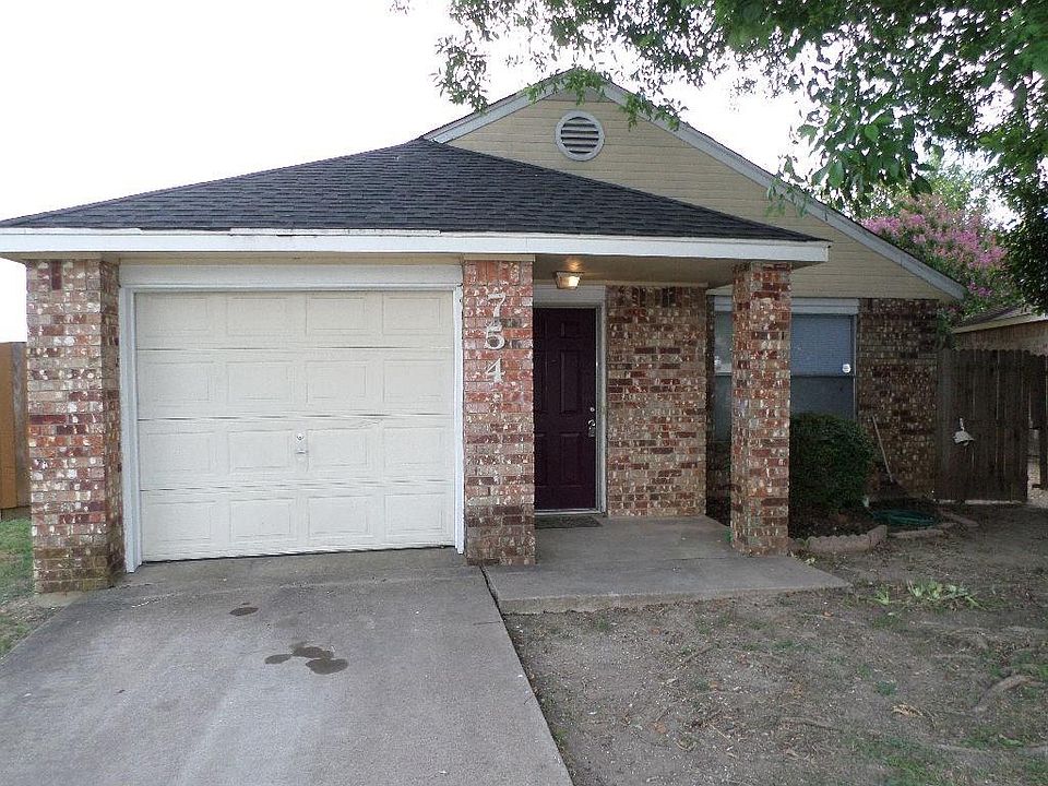 1st image of 754 Fairwood Pl