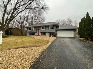 2400 E 125th St, Burnsville, MN 55337