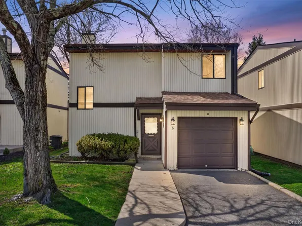 6 Charlotte Mews, Middletown, NY 10940