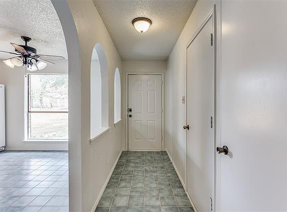 4th image of 8108 Whitney Dr