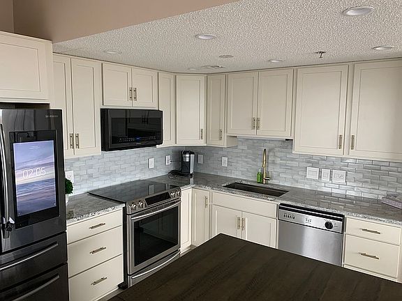 3rd image of 51 Campau Cir NW