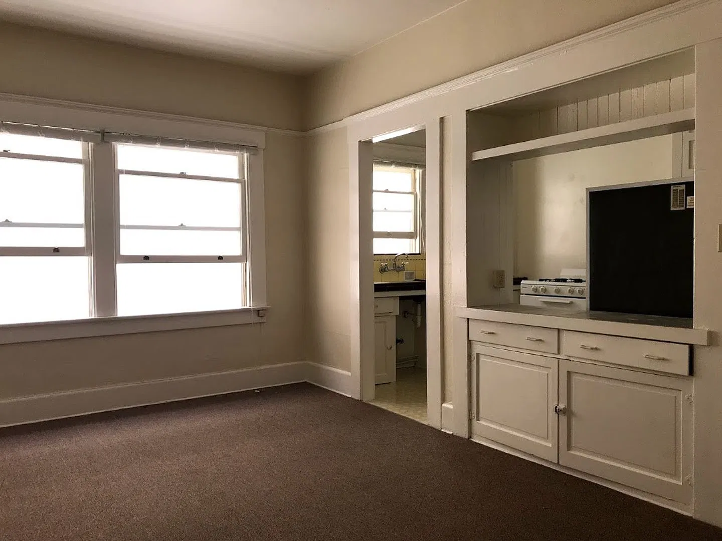 9th Avenue Apartments — Photo 3