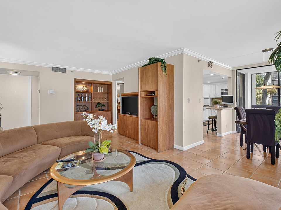 1st image of 1721 Bridgewood Drive