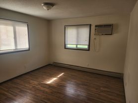 1101 2nd St NW, Waseca, MN