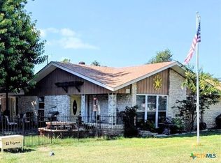 11 Ridgewood Dr, Morgans Pt Resort, TX 76513