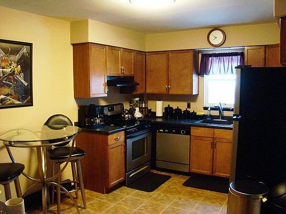 Spacious EIK-Ceramic Tile