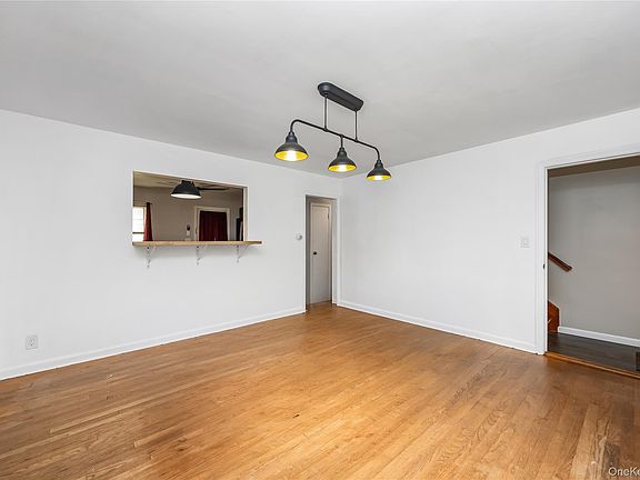 5th image of 285 Starke Avenue