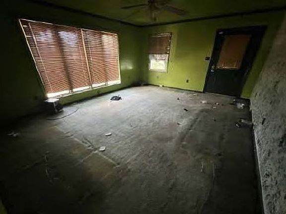 Additional Living Room