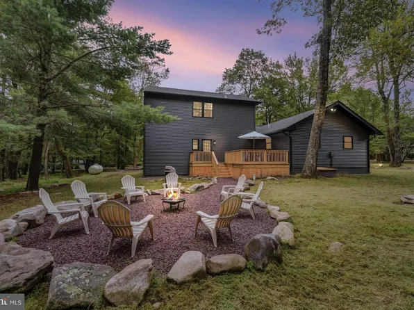 10 Red Oak Rd, Lake Harmony, PA 18624