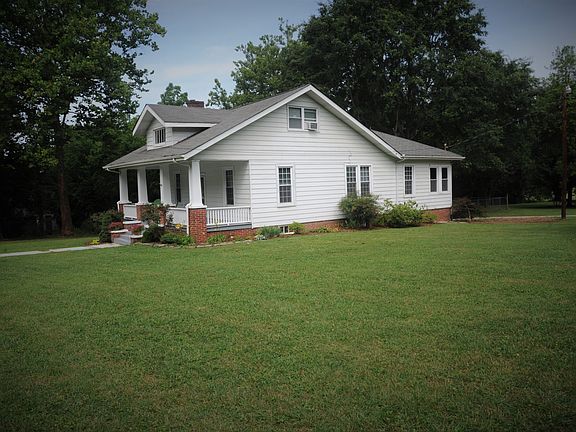 2nd image of 4413 Tazewell Pike