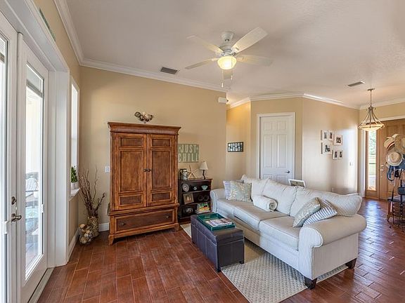 5th image of 450 Bella Terra Dr SW