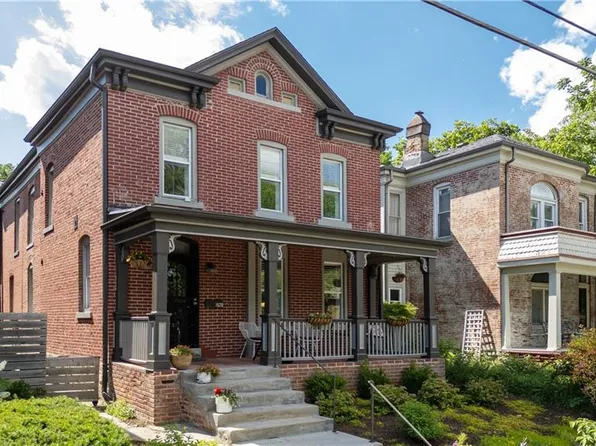 1628 Summit St, Kansas City, MO 64108