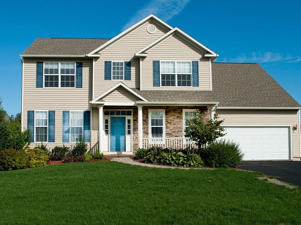 For Sale: 8268 Gabion Way, Liverpool, New York 13090