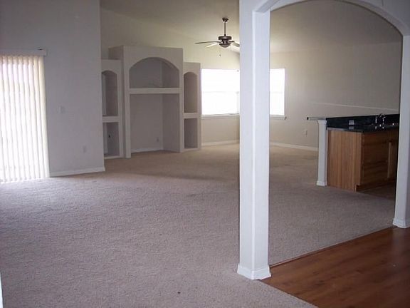 3rd image of 563 Cody Caleb Dr