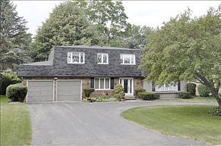 2nd image of 85 Cascade Dr