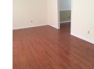 2 Robin Rd, Malvern, PA 19355