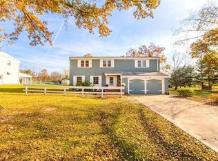 2367 Weymouth Rd, Hinckley, OH 44233