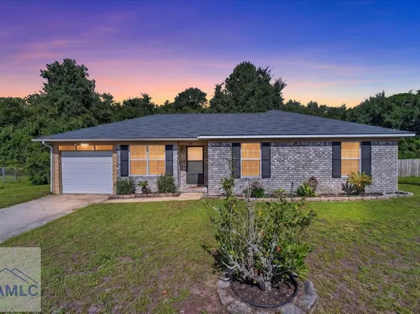 471 Sabreena Cir, Hinesville, GA 31313