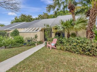 10907 Lake Front Pl, Boca Raton, FL 33498