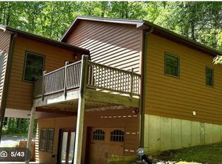 2038 Free Union Rd, Meadows Of Dan, VA 24120