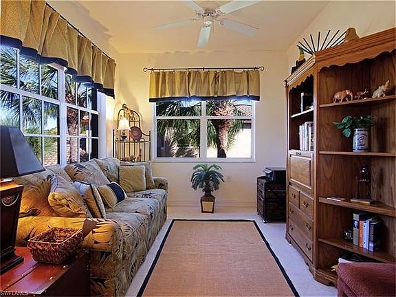 5th image of 20941 Island Sound Cir Unit 201