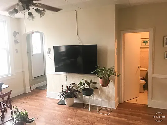 Rented by Ulas Real Estates Inc | media 59