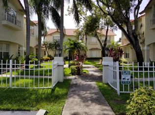 510 NW 108th Ter, Hollywood, FL 33026