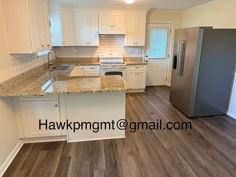 210 Luckett Pl — Photo 16