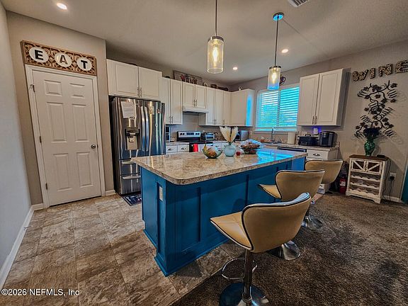 4th image of 12573 LAKE TAYLOR Lane