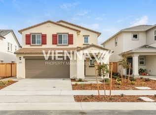 1048 Silver Feather Way, Roseville, CA 95747