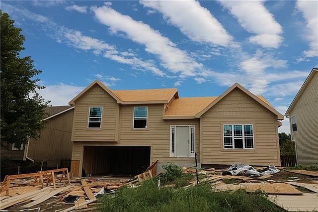 1st image of 2205 Bateley St