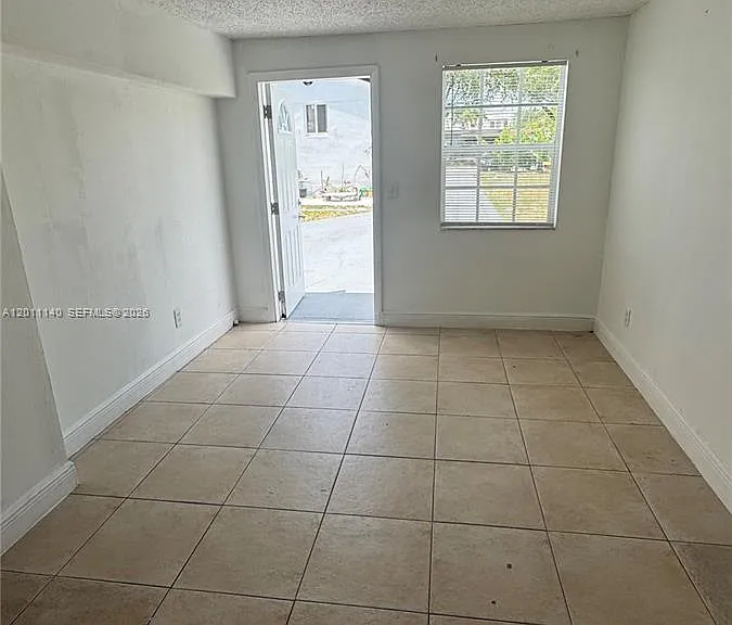 921 N 17th Ct #927 — Photo 7