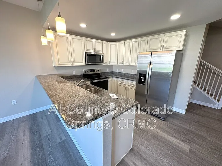 764 Brambleberry Hts — Photo 2