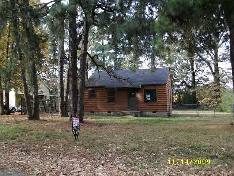 1st image of 3089 Linda Dr