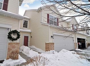 1379 Yorkshire Ln, Shakopee, MN 55379