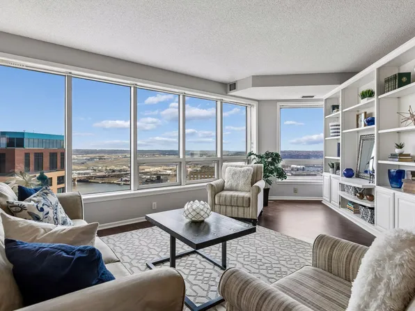 168 6th St E Unit 3203, Saint Paul, MN 55101