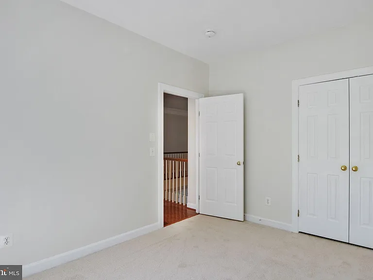 8416 Churchside Dr — Photo 59