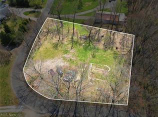 2854 Swinehart Rd, Akron, OH 44312