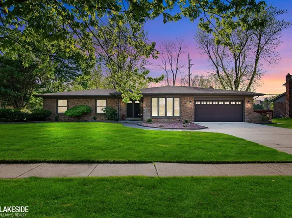 52335 Briggs Ct, Shelby Township, MI 48316
