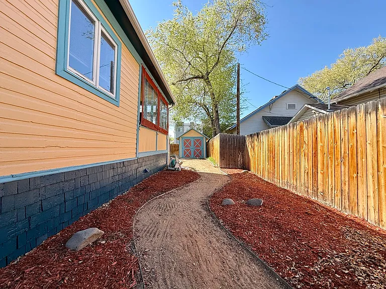 909 Ouray Ave — Photo 34