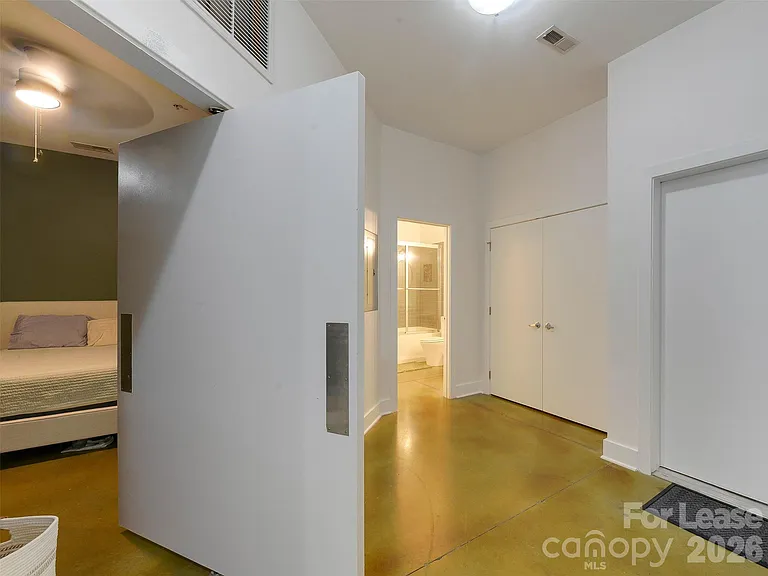 909 Westmere Ave — Photo 25