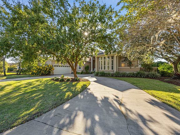 3rd image of 809 Kalli Creek Ln
