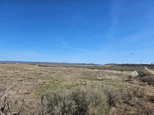 1601 S Candy Ln, Christmas Valley, OR 97641