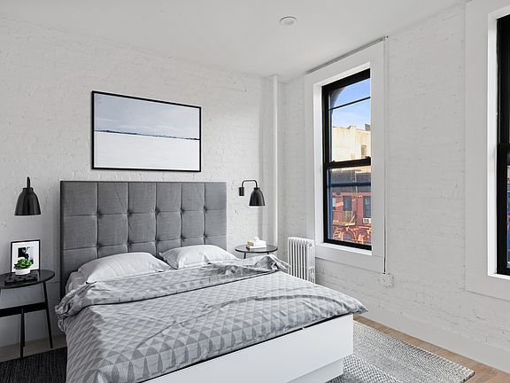 3rd image of 103 Macdougal St #1B