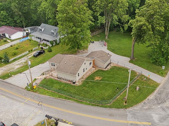3rd image of 2136 Chapman Lake Dr