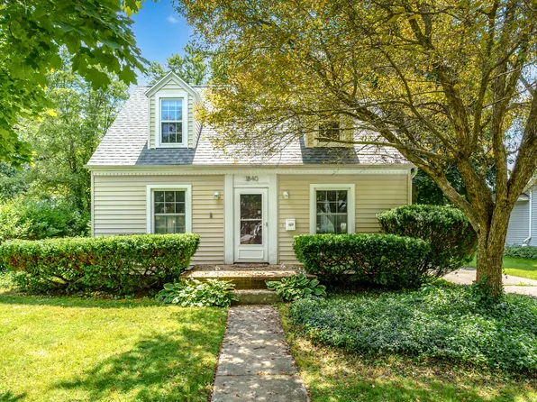 1840 Lakeway Ave, Kalamazoo, MI 49001